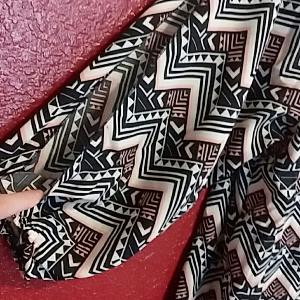 Pattern Blouse - Picture 6 of 6